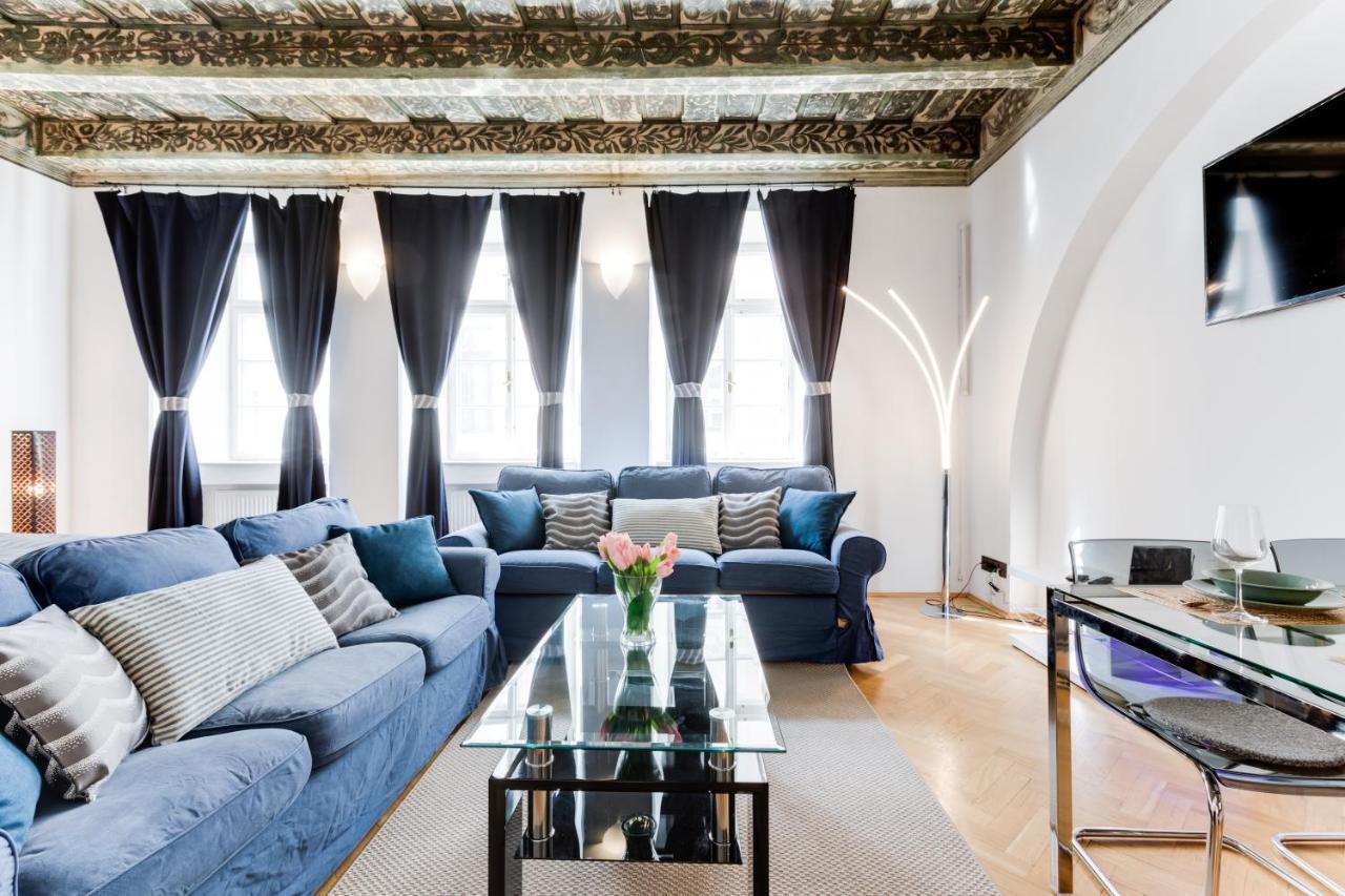 Charles Bridge Royal Apartments - Castle District プラハ エクステリア 写真